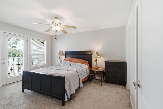2414 Lake Park Road 6101, Lexington, KY 40502
