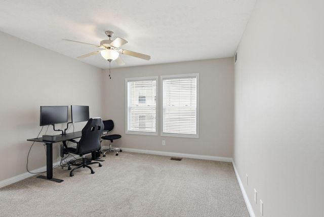 2414 Lake Park Road 6101, Lexington, KY 40502