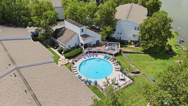 2414 Lake Park Road 6101, Lexington, KY 40502