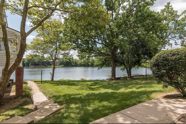 2414 Lake Park Road 6101, Lexington, KY 40502