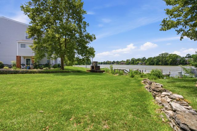2414 Lake Park Road 6101, Lexington, KY 40502