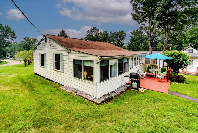 7 Brodie Road 27 & 28, Hopewell Junction, NY 12533