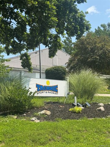 7 Brodie Road 27 & 28, Hopewell Junction, NY 12533