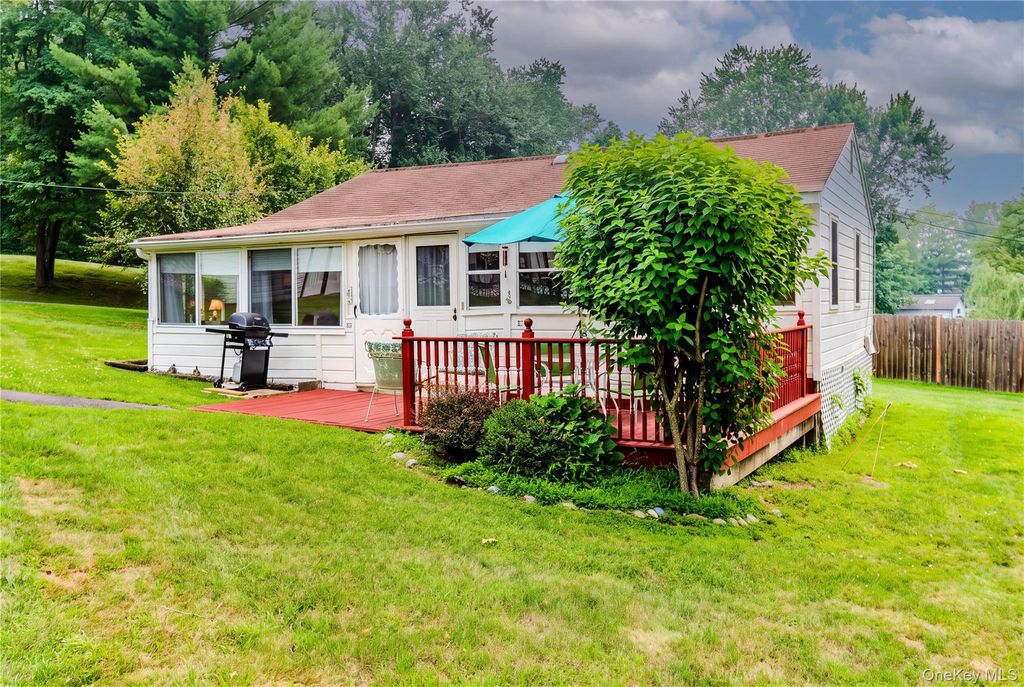 7 Brodie Road 27 & 28, Hopewell Junction, NY 12533