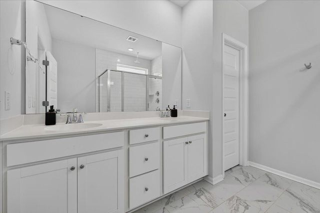 206 W Respite Lane, Summerville, SC 29483