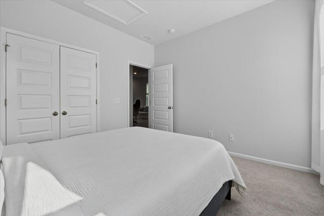 206 W Respite Lane, Summerville, SC 29483