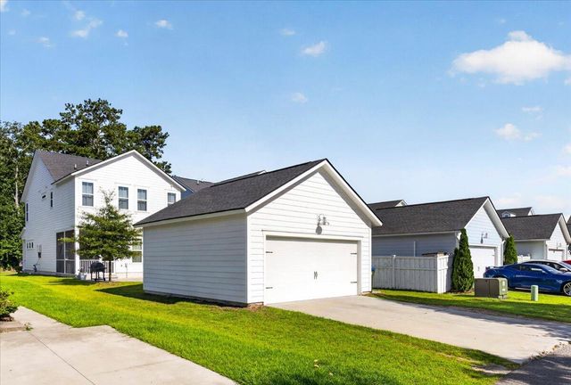 206 W Respite Lane, Summerville, SC 29483
