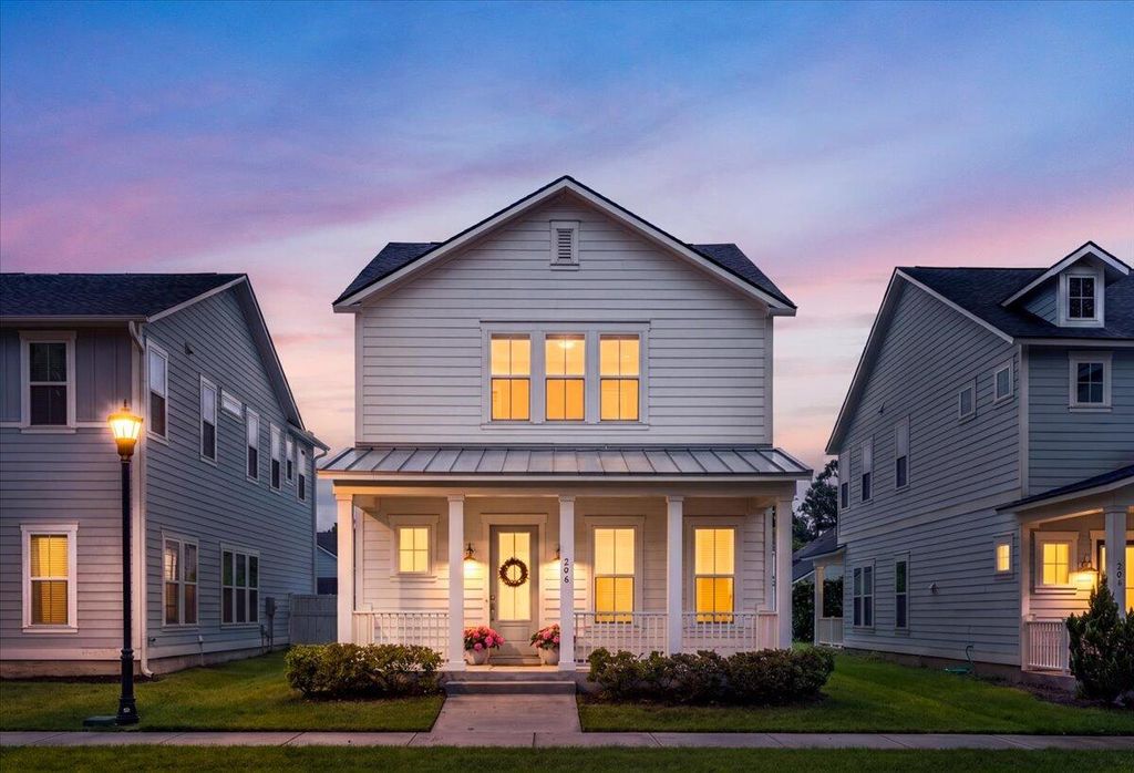 206 W Respite Lane, Summerville, SC 29483