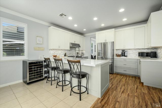 430 Longwood Pl, Vacaville, CA 95688