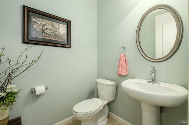 430 Longwood Pl, Vacaville, CA 95688