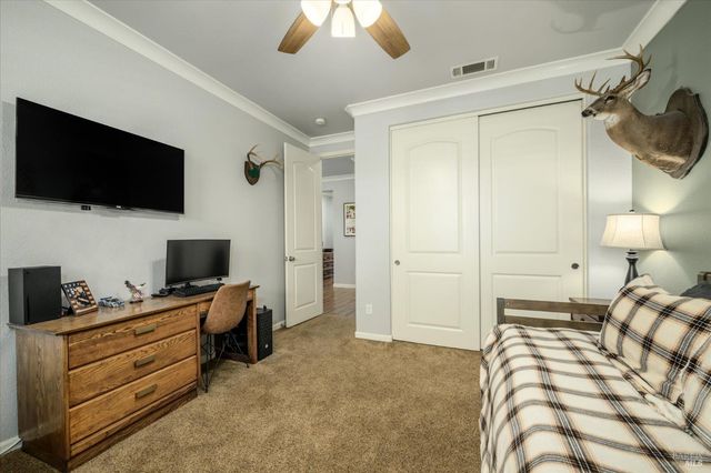 430 Longwood Pl, Vacaville, CA 95688