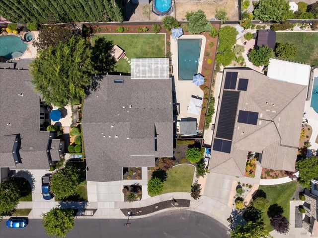 430 Longwood Pl, Vacaville, CA 95688