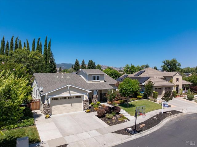 430 Longwood Pl, Vacaville, CA 95688