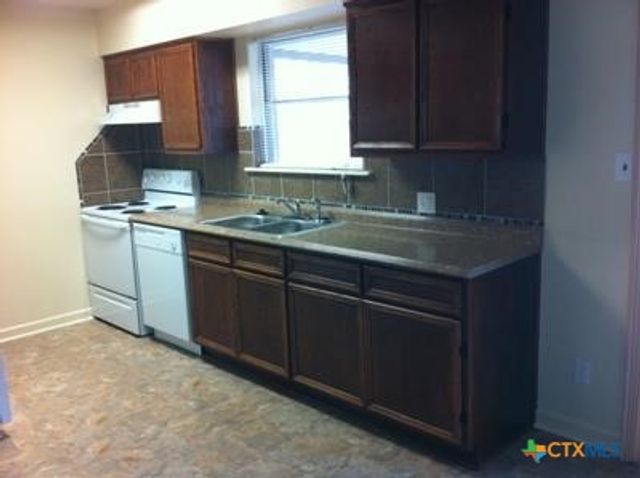 712 Alexander Street, Killeen, TX 76541