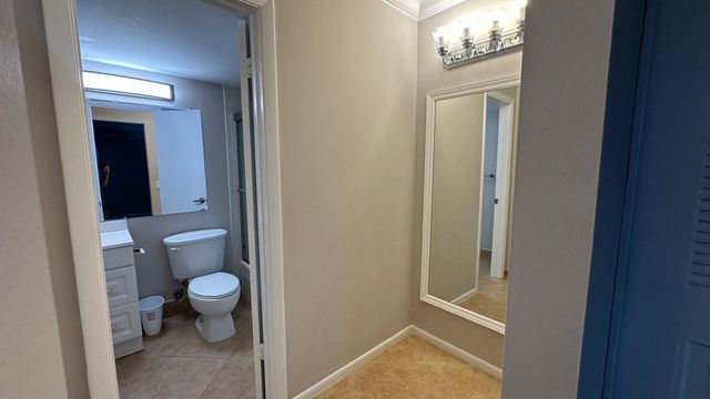 3300 W Rolling Hills Circle 708, Davie, FL 33328
