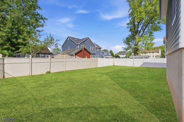 8 Lionel St, Clark Twp., NJ 07066