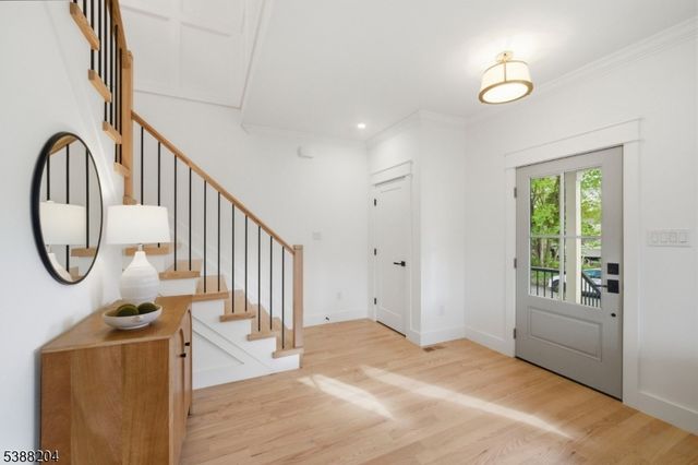8 Lionel St, Clark Twp., NJ 07066