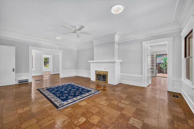 641 E Yale Avenue, Fresno, CA 93704