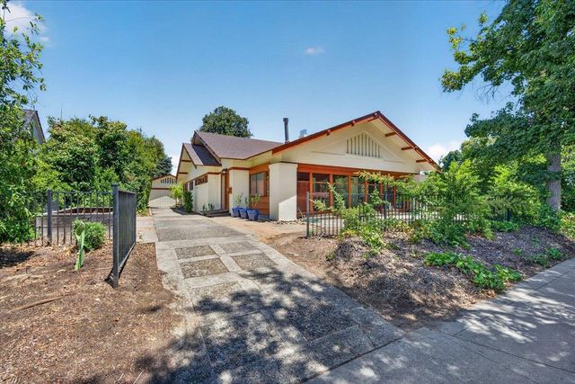 641 E Yale Avenue, Fresno, CA 93704