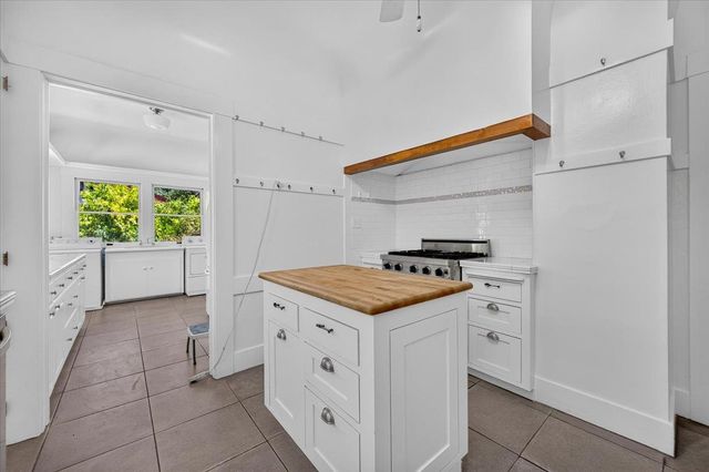 641 E Yale Avenue, Fresno, CA 93704