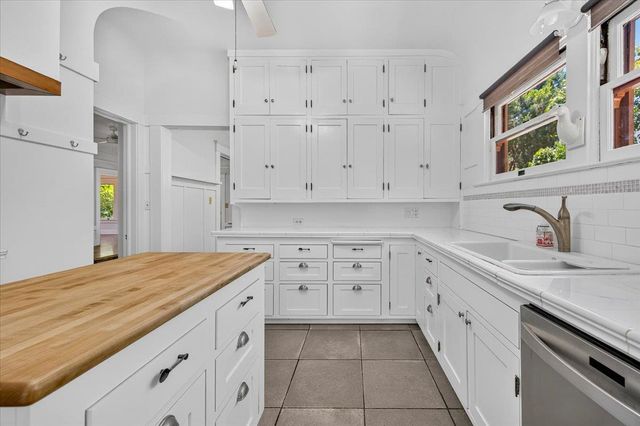 641 E Yale Avenue, Fresno, CA 93704