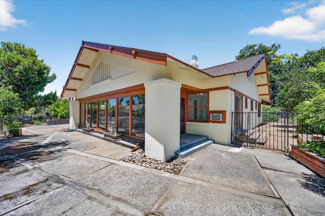 641 E Yale Avenue, Fresno, CA 93704