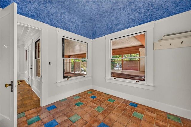 641 E Yale Avenue, Fresno, CA 93704