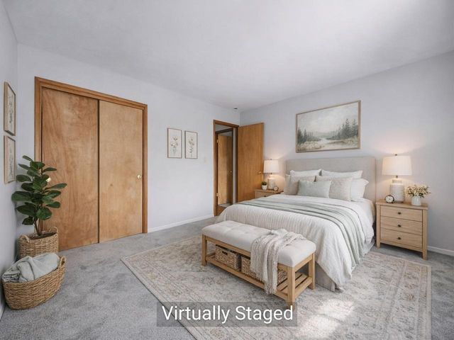 16 Bayberry Lane, South Burlington, VT 05403