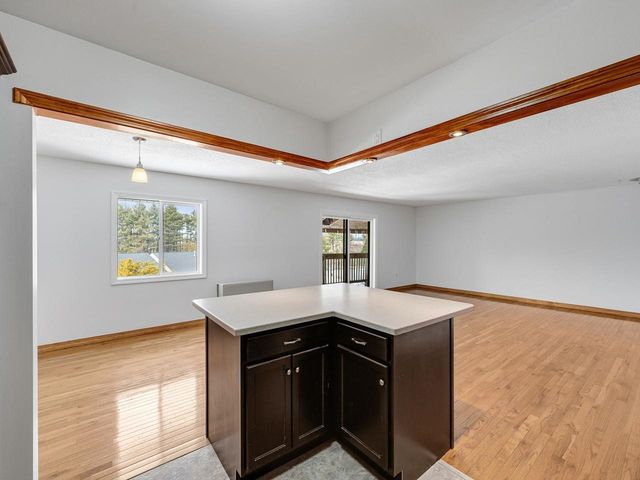 16 Bayberry Lane, South Burlington, VT 05403