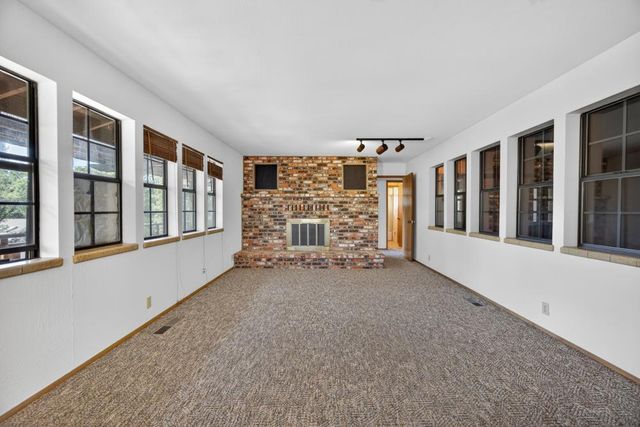 3045 Latham Ln, El Dorado Hills, CA 95762