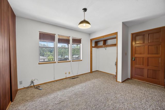 3045 Latham Ln, El Dorado Hills, CA 95762