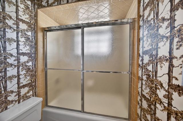 3045 Latham Ln, El Dorado Hills, CA 95762