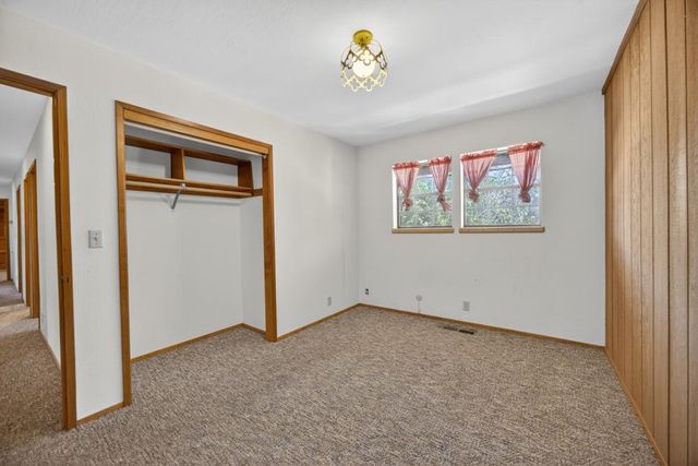 3045 Latham Ln, El Dorado Hills, CA 95762