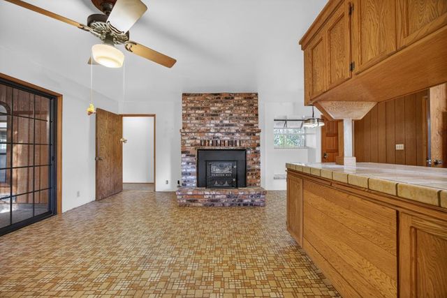3045 Latham Ln, El Dorado Hills, CA 95762