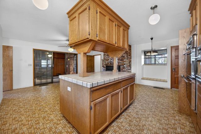 3045 Latham Ln, El Dorado Hills, CA 95762