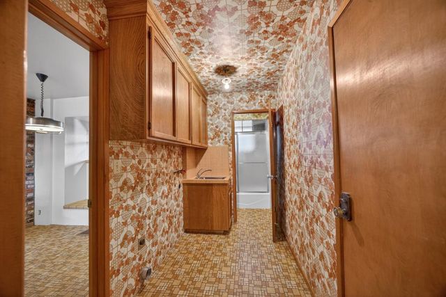 3045 Latham Ln, El Dorado Hills, CA 95762