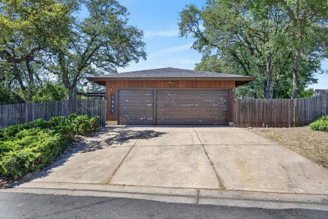 3045 Latham Ln, El Dorado Hills, CA 95762