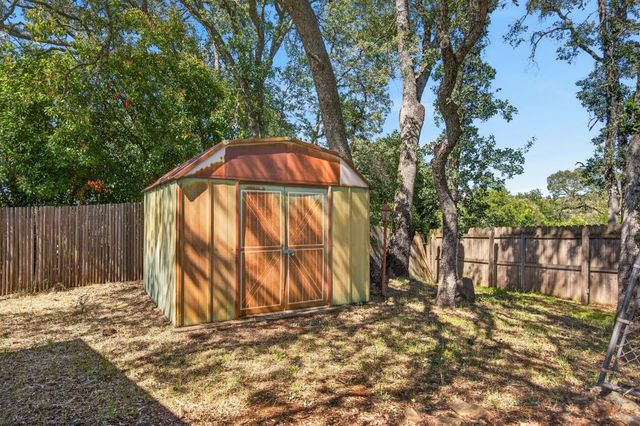 3045 Latham Ln, El Dorado Hills, CA 95762