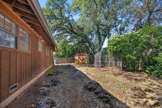3045 Latham Ln, El Dorado Hills, CA 95762