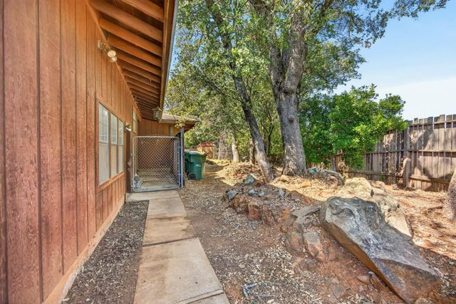 3045 Latham Ln, El Dorado Hills, CA 95762