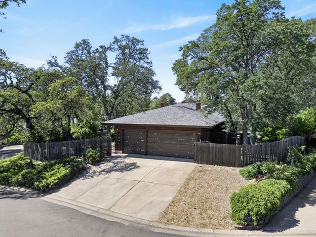 3045 Latham Ln, El Dorado Hills, CA 95762