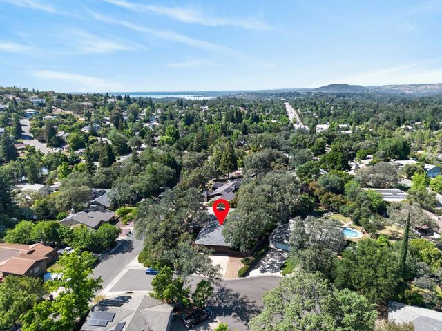 3045 Latham Ln, El Dorado Hills, CA 95762