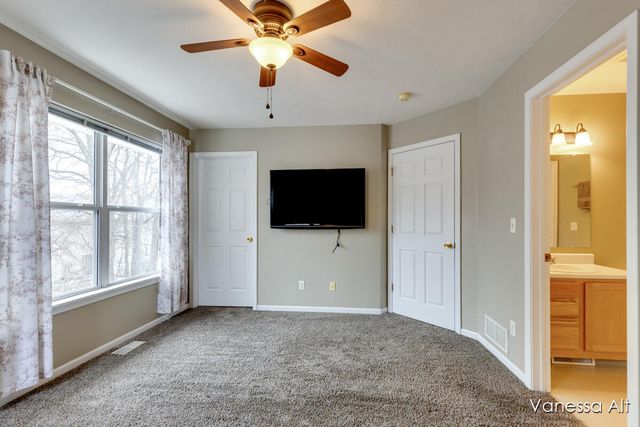 7030 S Cannon Place Lane NE 27, Rockford, MI 49341