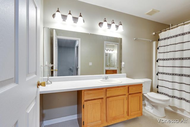 7030 S Cannon Place Lane NE 27, Rockford, MI 49341