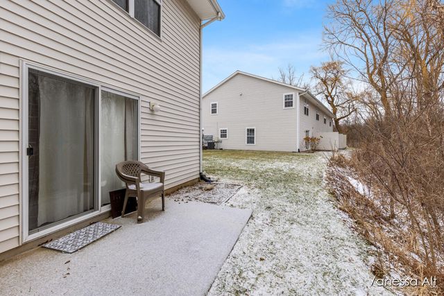 7030 S Cannon Place Lane NE 27, Rockford, MI 49341