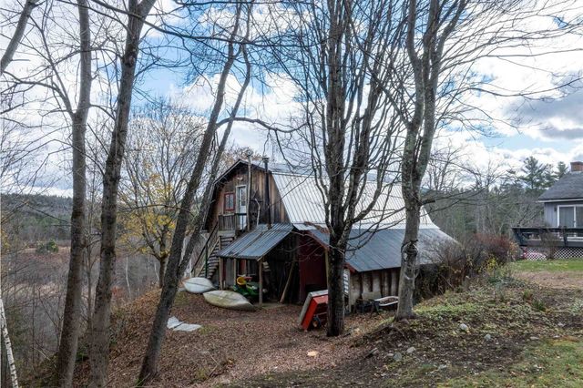 135 Overlook Drive, Londonderry, VT 05148