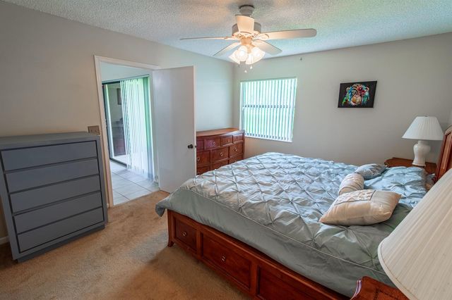 4688 Lucerne Lakes Blvd Boulevard E 104, Lake Worth, FL 33467