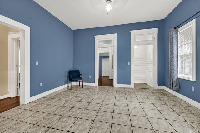 307 N Live Oak Street, Houston, TX 77003