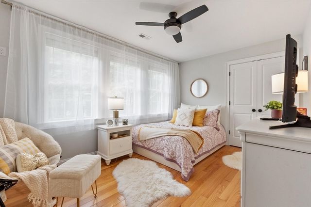 324 Old Harvard Rd, Boxborough, MA 01719