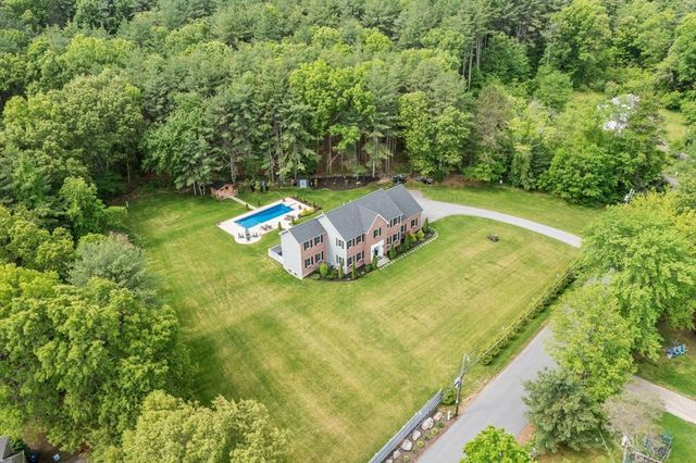 324 Old Harvard Rd, Boxborough, MA 01719